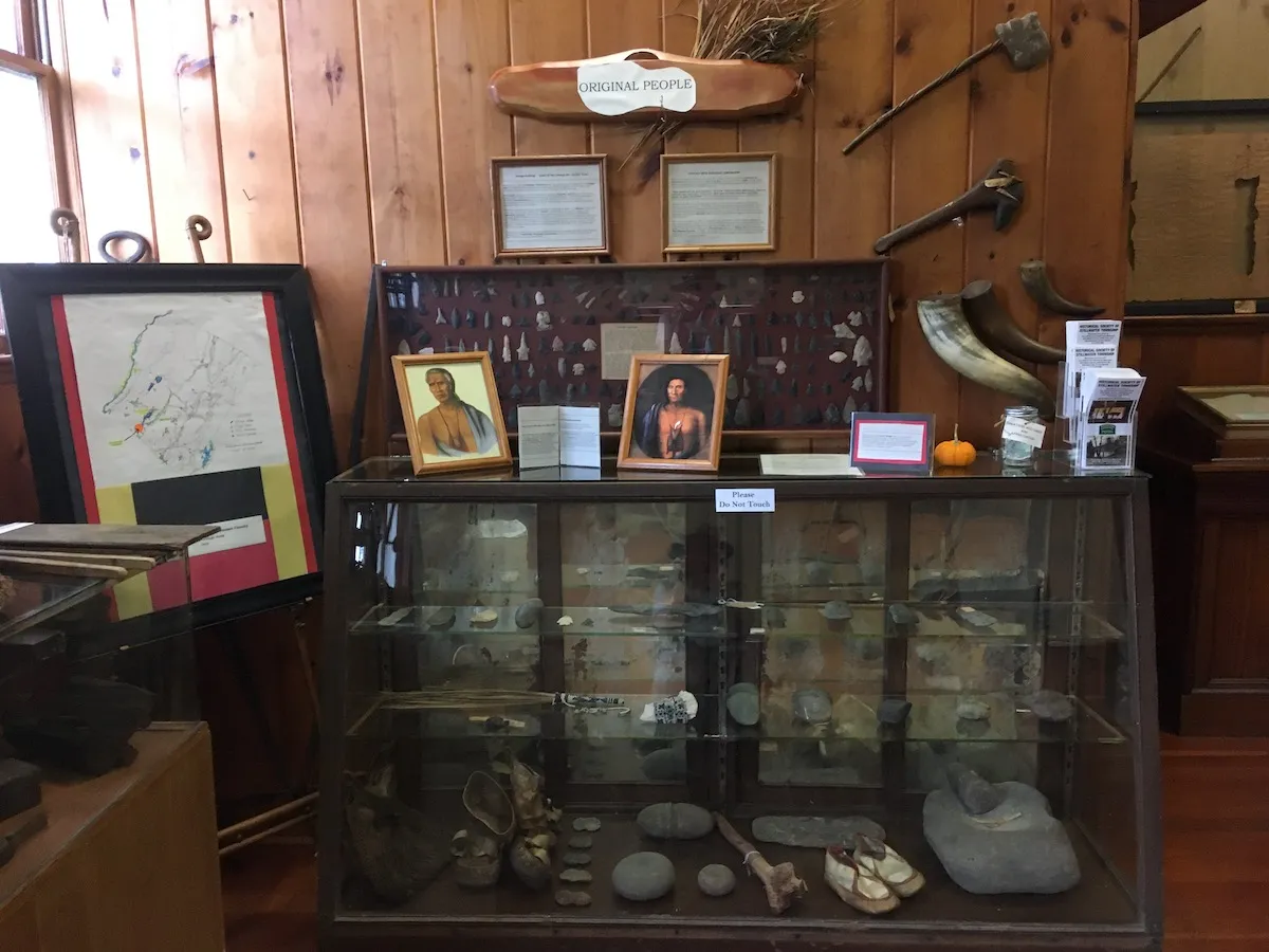 Native American Artifacts in HSST Exhibition